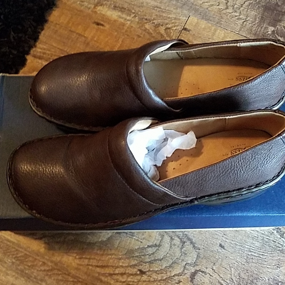 Bass Sheena Clog